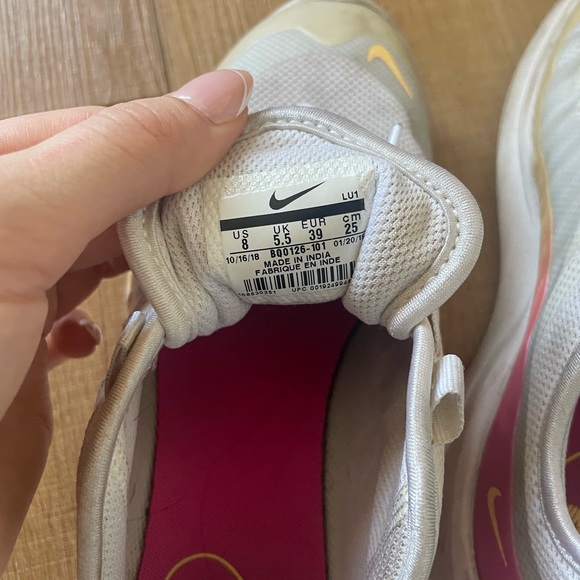 NSW Air Max Axis Athletic Shoes - Picture 3 of 7